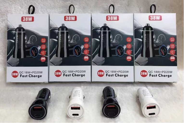 38W Dual Sockets Car USB and USB C Car Charger